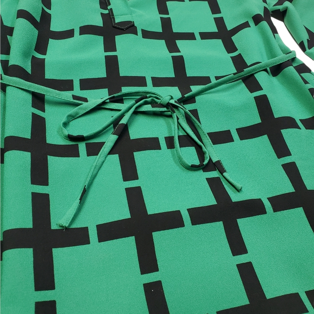 Merona green and black dress with pockets ! - Picture 2 of 5
